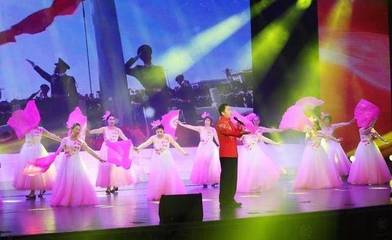 西安市雁塔區(qū)2018年首屆中國醫(yī)師節(jié)表彰大會暨文藝匯演隆重舉行