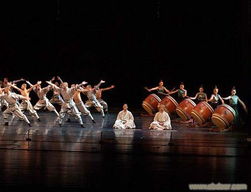 鄭州緣信禮儀公司文藝匯演精彩呈現(xiàn)，ebdoor 專業(yè)攝制記錄難忘瞬間