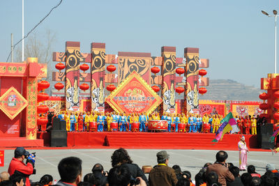 張家川應邀參加中國首屆社火藝術節 隴縣文藝表演點亮傳統文化盛宴